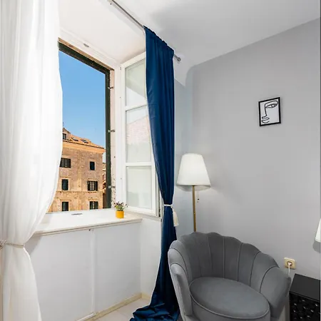 The Bassegli - Gozze Palace דירה