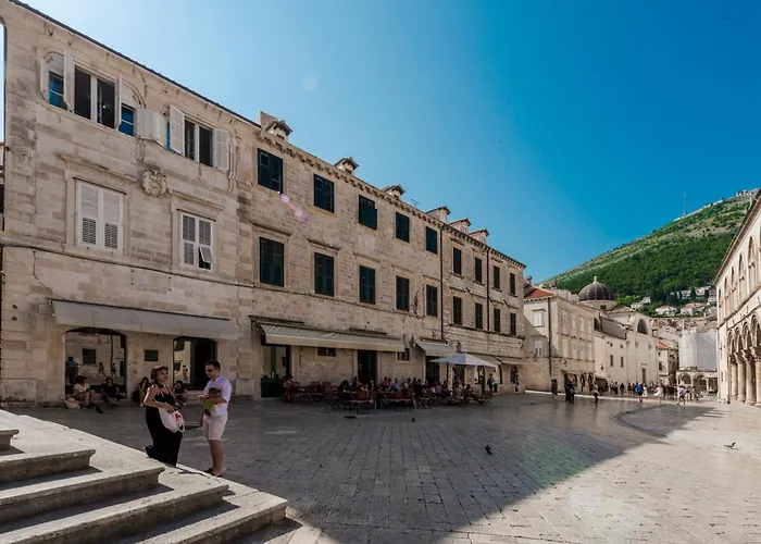 The Bassegli - Gozze Palace *