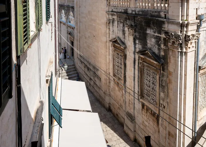 The Bassegli - Gozze Palace *