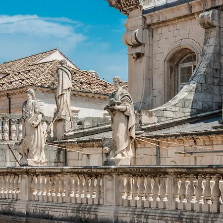 The Bassegli - Gozze Palace