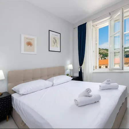 The Bassegli - Gozze Palace *