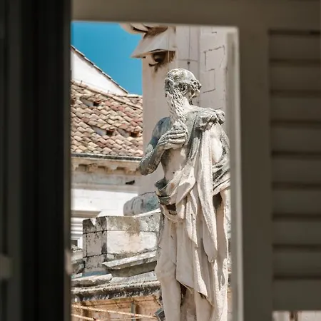 The Bassegli - Gozze Palace