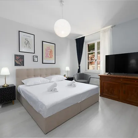 The Bassegli - Gozze Palace Apartment *