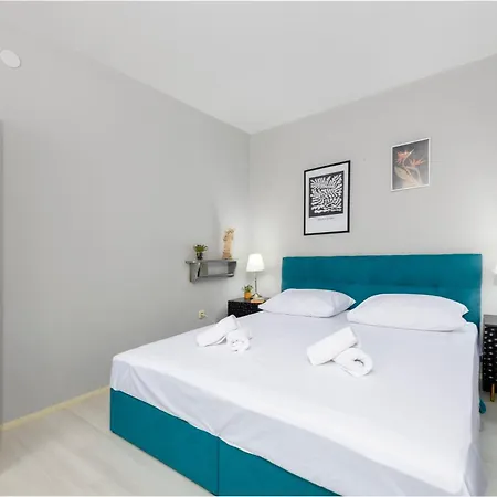 The Bassegli - Gozze Palace Διαμέρισμα Ντουμπρόβνικ