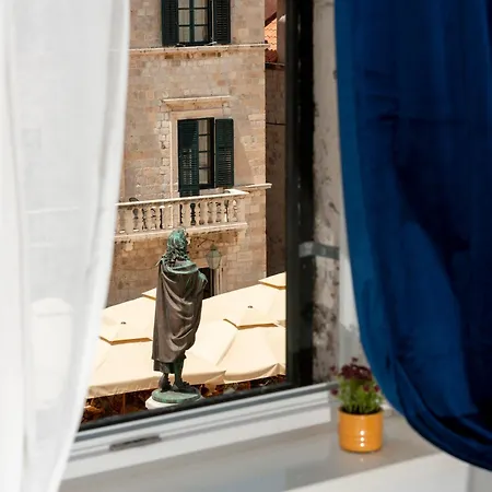 公寓 The Bassegli - Gozze Palace