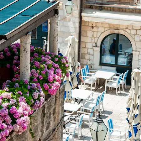 The Bassegli - Gozze Palace 公寓 *