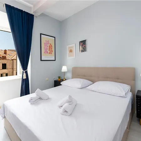 The Bassegli - Gozze Palace Διαμέρισμα