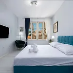Appartement The Bassegli - Gozze Palace