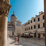 The Bassegli - Gozze Palace * Dubrovnik