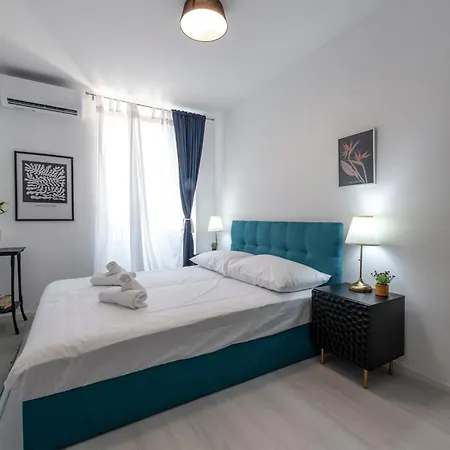 Appartement The Bassegli - Gozze Palace *